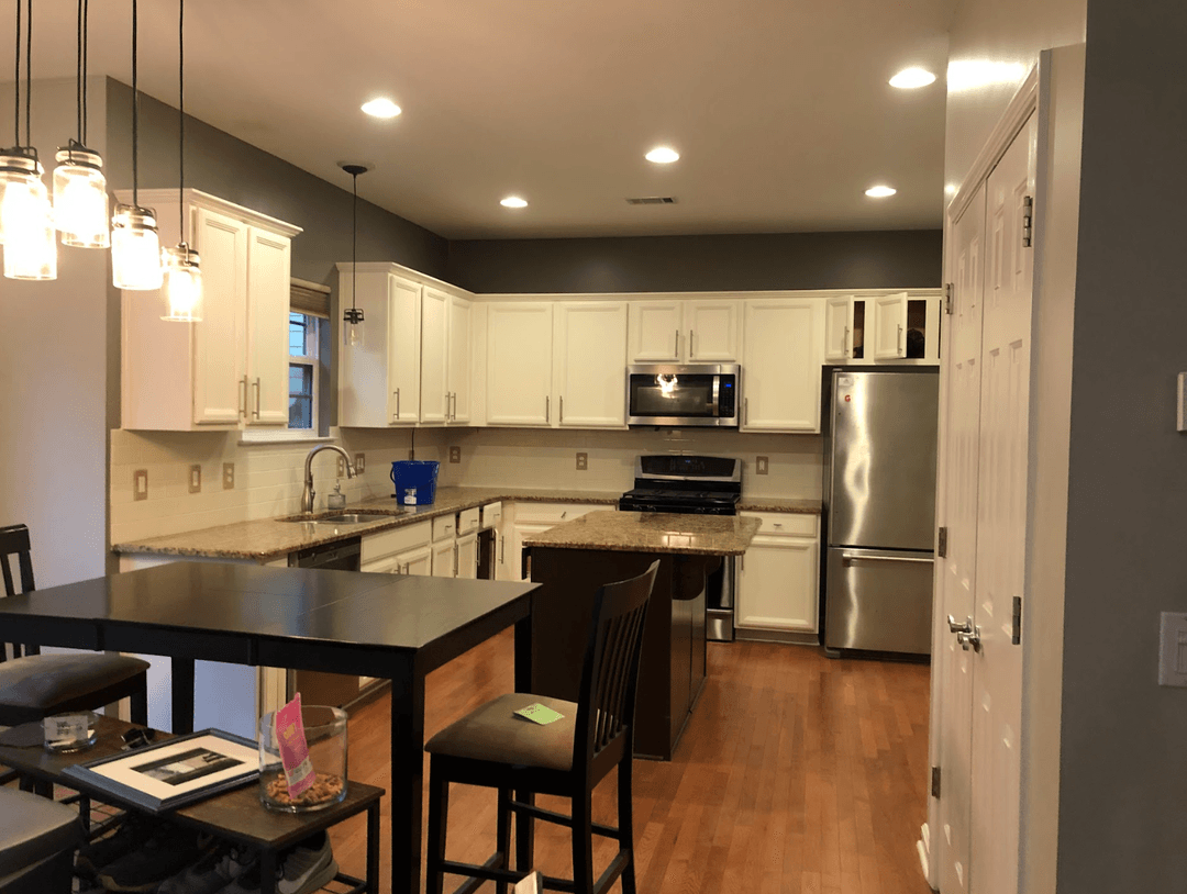 Cabinet Refinishing in Dallas